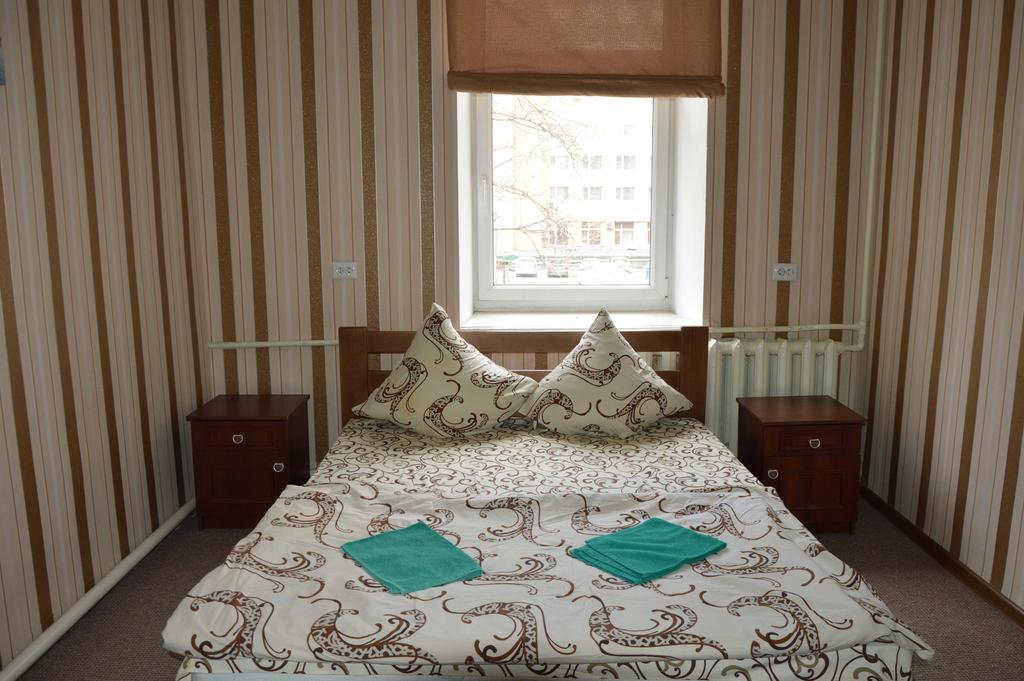 Lviv Lucky Hostel Buitenkant foto
